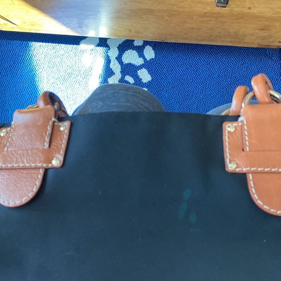 Kate Spade Tote - Picture 3 of 6